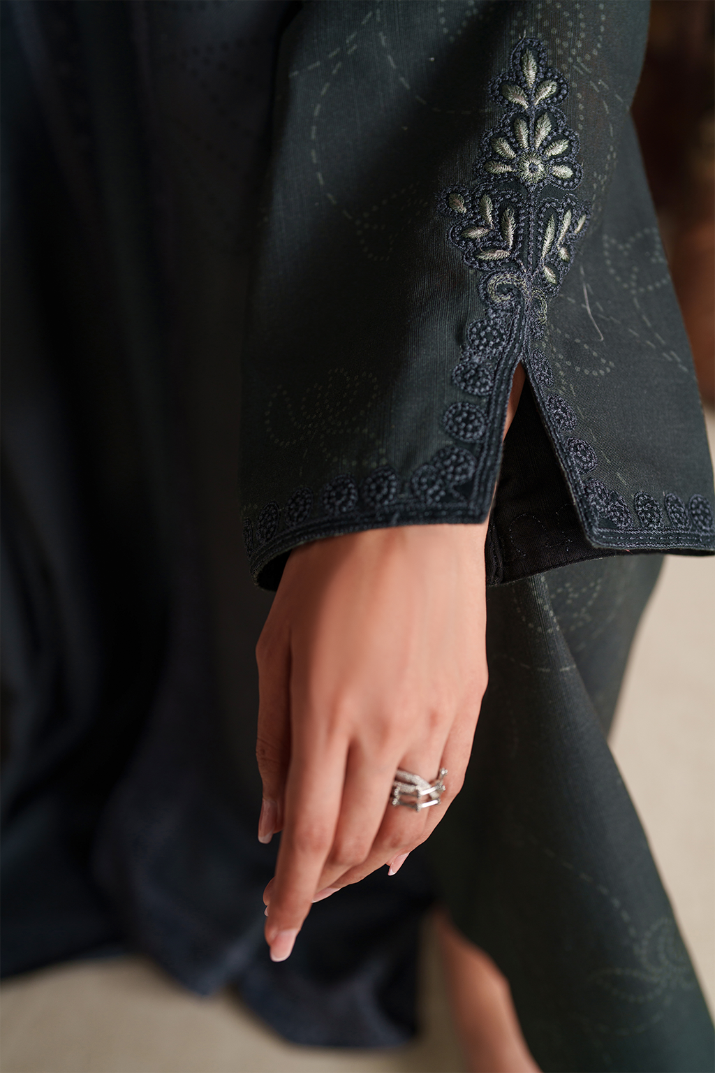 UE-572 Printed Khaddar