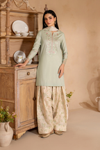 UE-472   Embroidered Lawn - Iznik