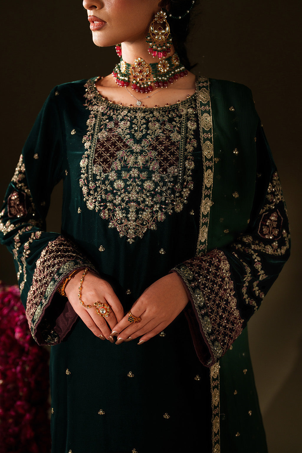 Buy Velvet Dresses Pakistani Online | Iznik Velvet Collection 2025 Iznik Global Buy Velvet Dresses Pakistani Online | Iznik Velvet Collection 2025 Iznik Global
