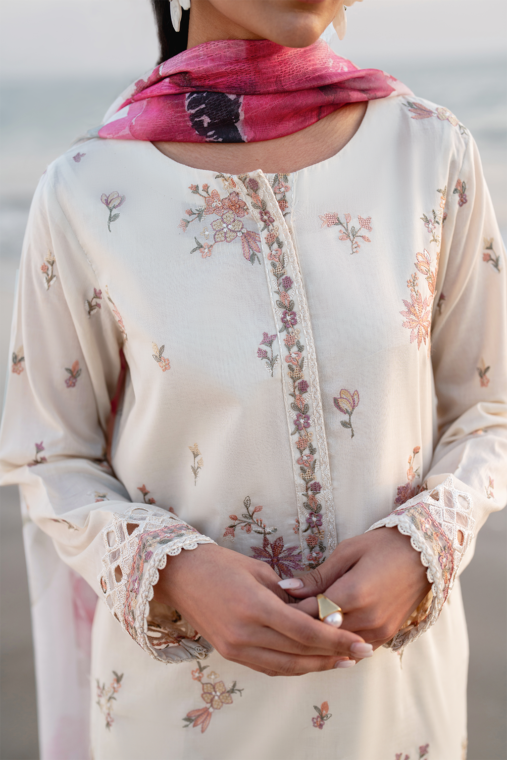 UE-378 Embroidered Lawn