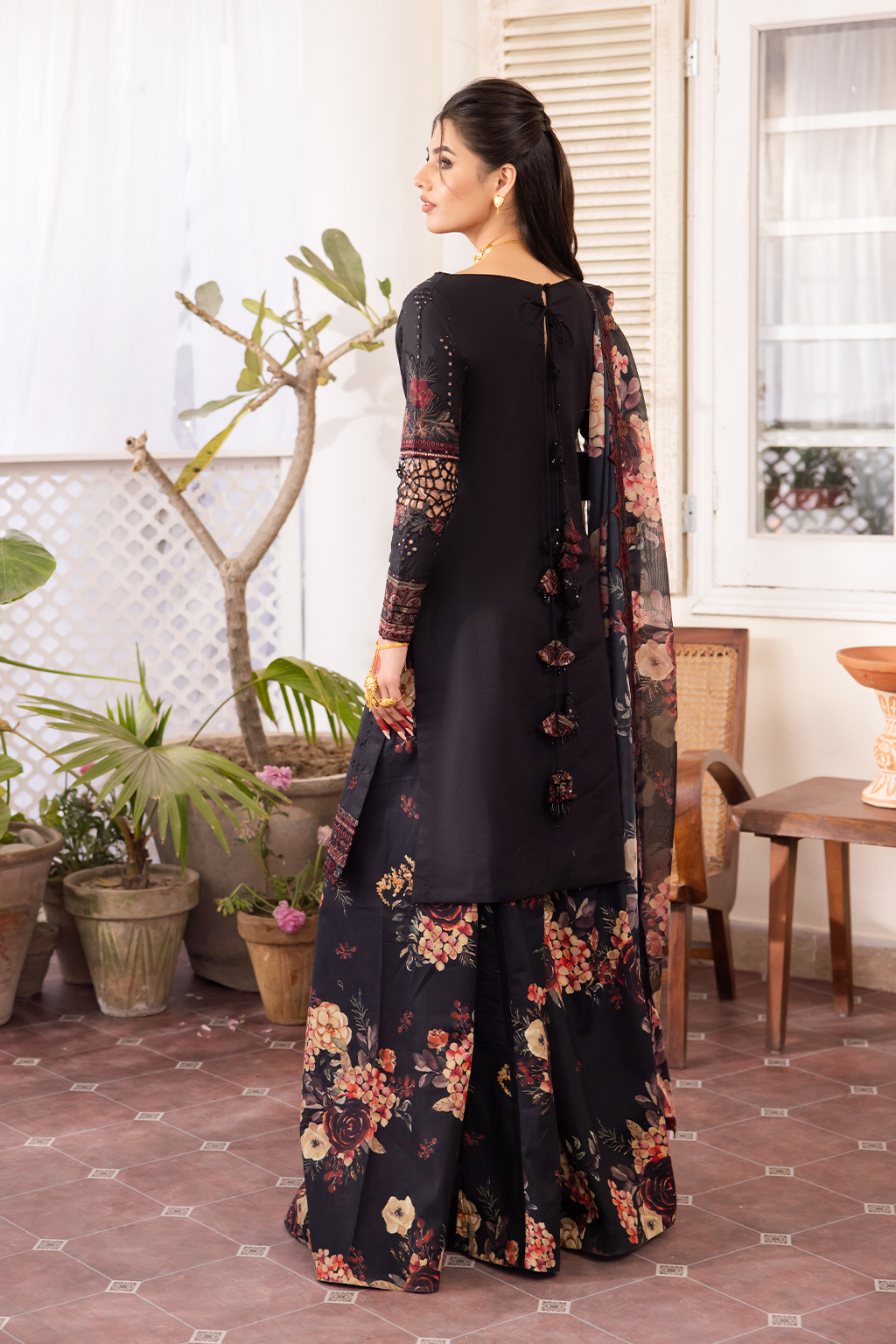 NKG-01 Embroidered Lawn - Iznik