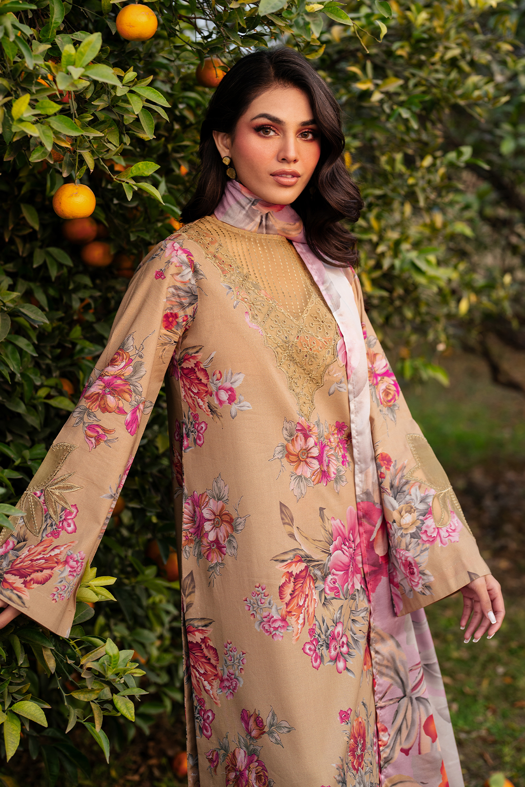 UE-384 Printed Lawn - Iznik