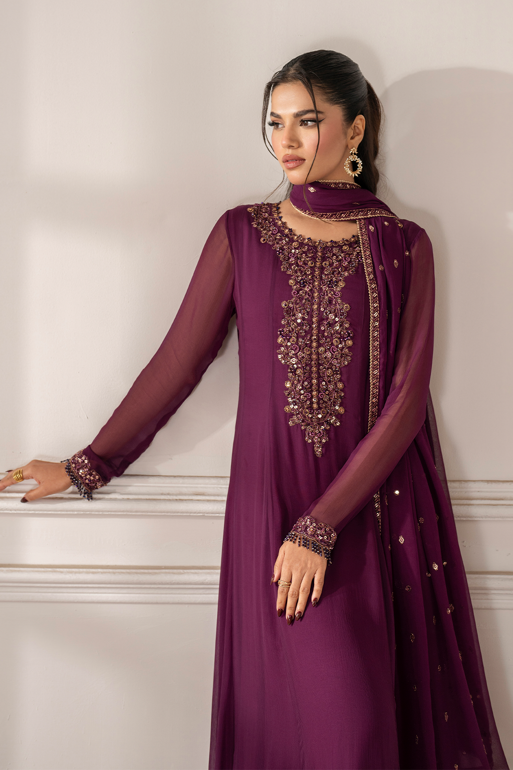 UE-480  Embroidered Chiffon - Iznik