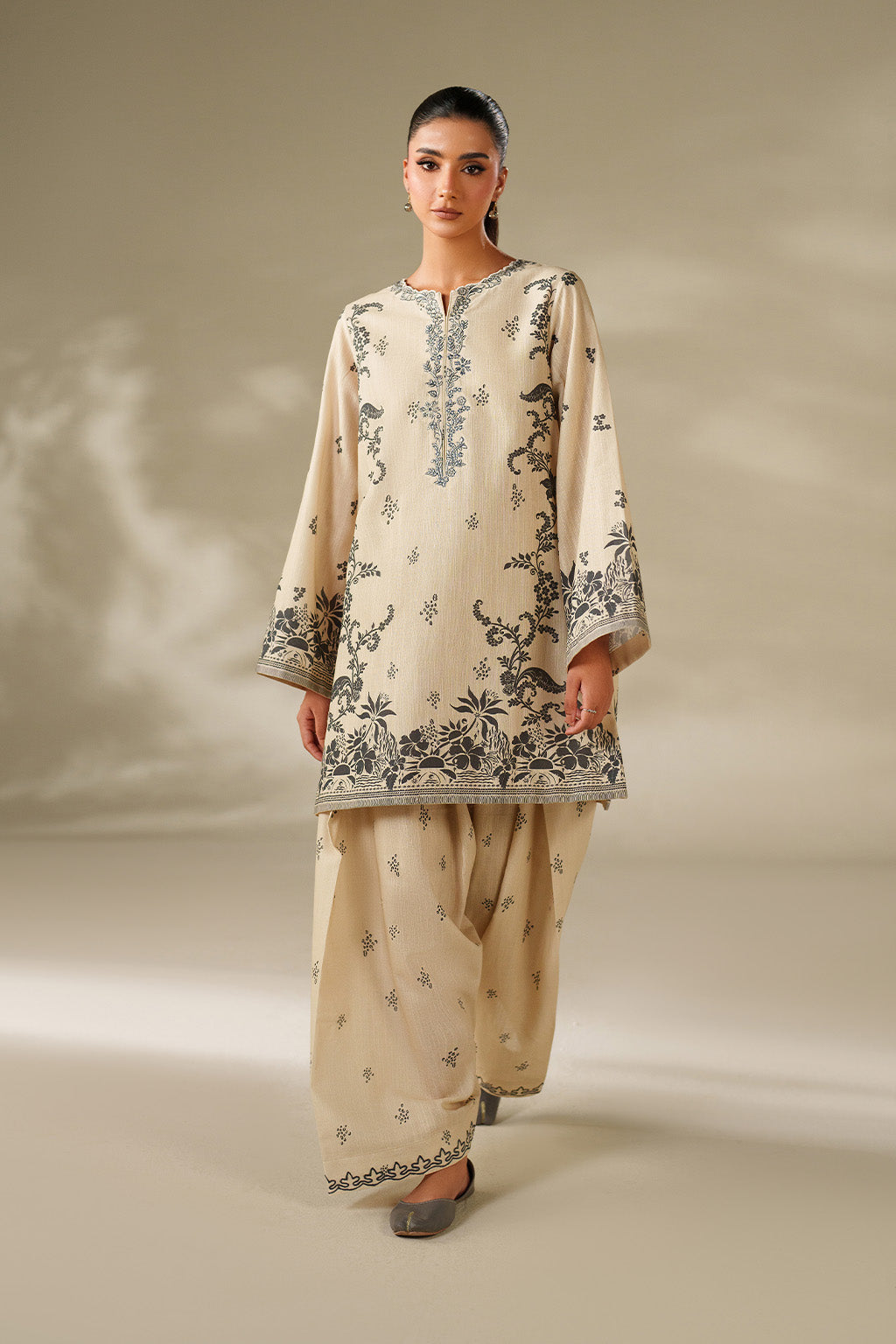 IP-333 Printed Khaddar Main image