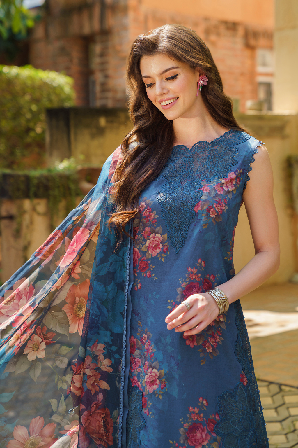 UE-213 PRINTED LAWN Secondary image