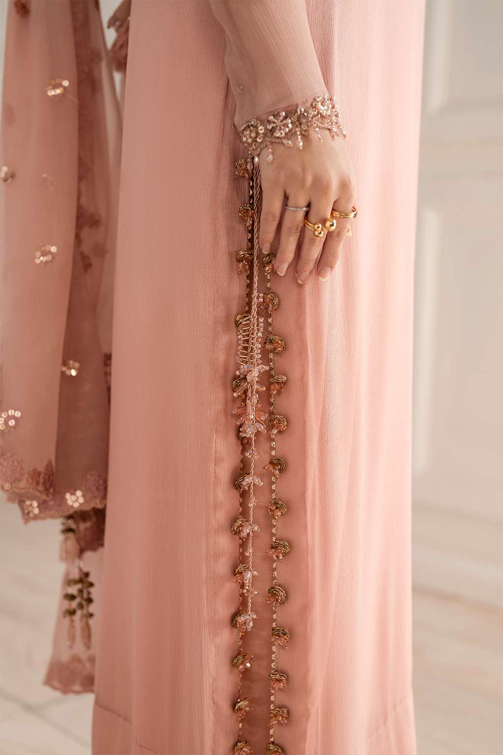 UE-479 Embroidered Chiffon - Iznik