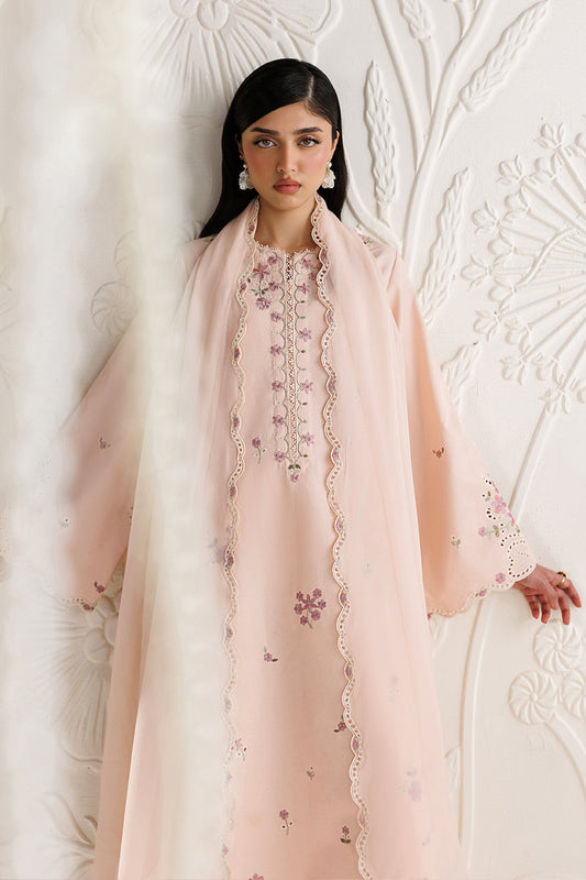 UE-689 Embroidered Lawn