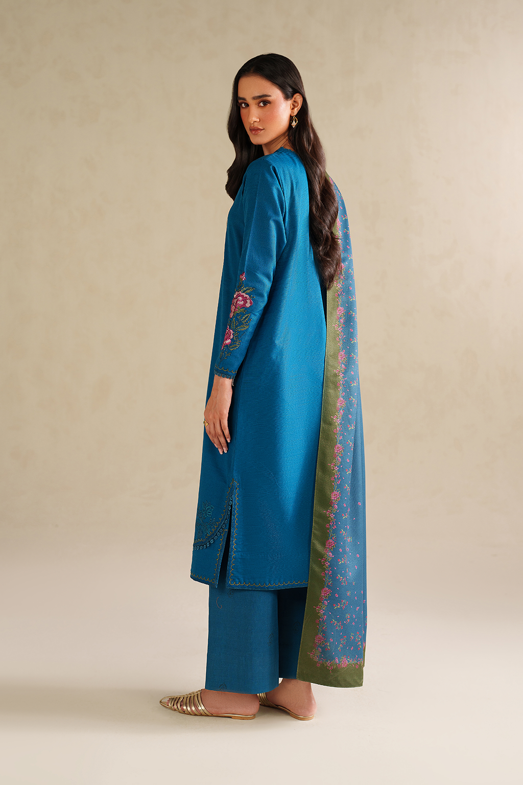 UE-577 Embroidered Khaddar