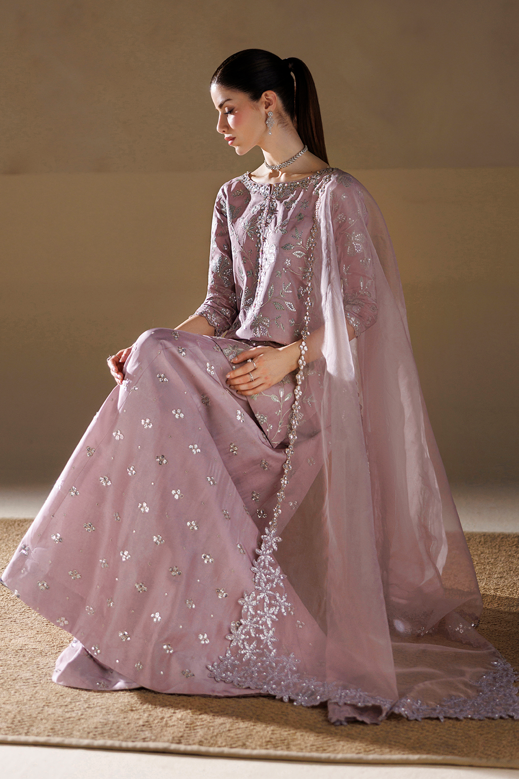 UE-730 Embroidered Ramen Silk