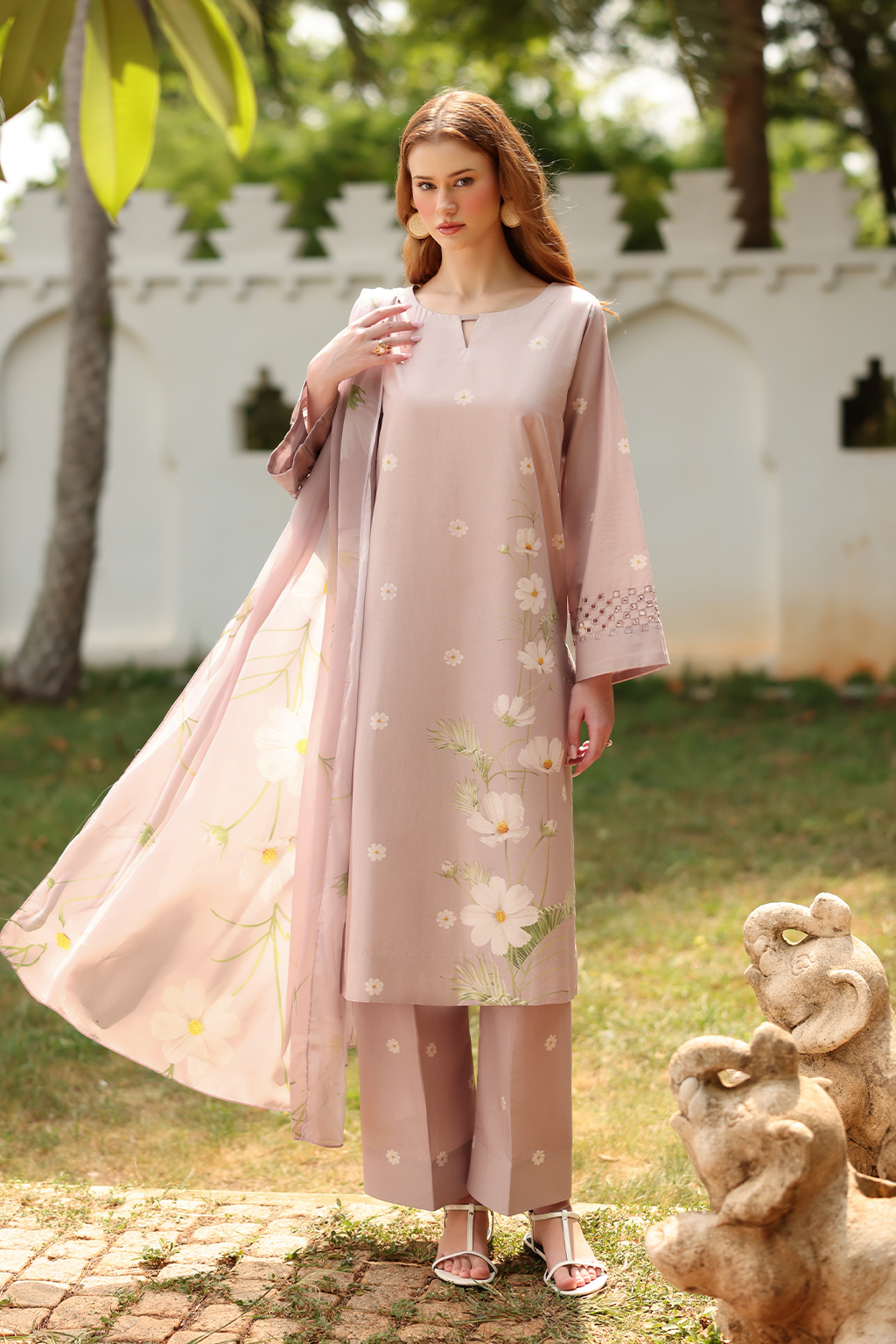 UE-529  Printed Lawn - Iznik