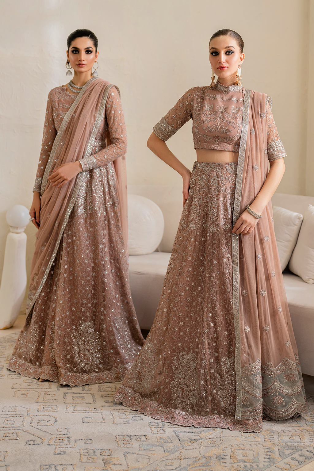 CC-43 Embroidered Net - Iznik Main image