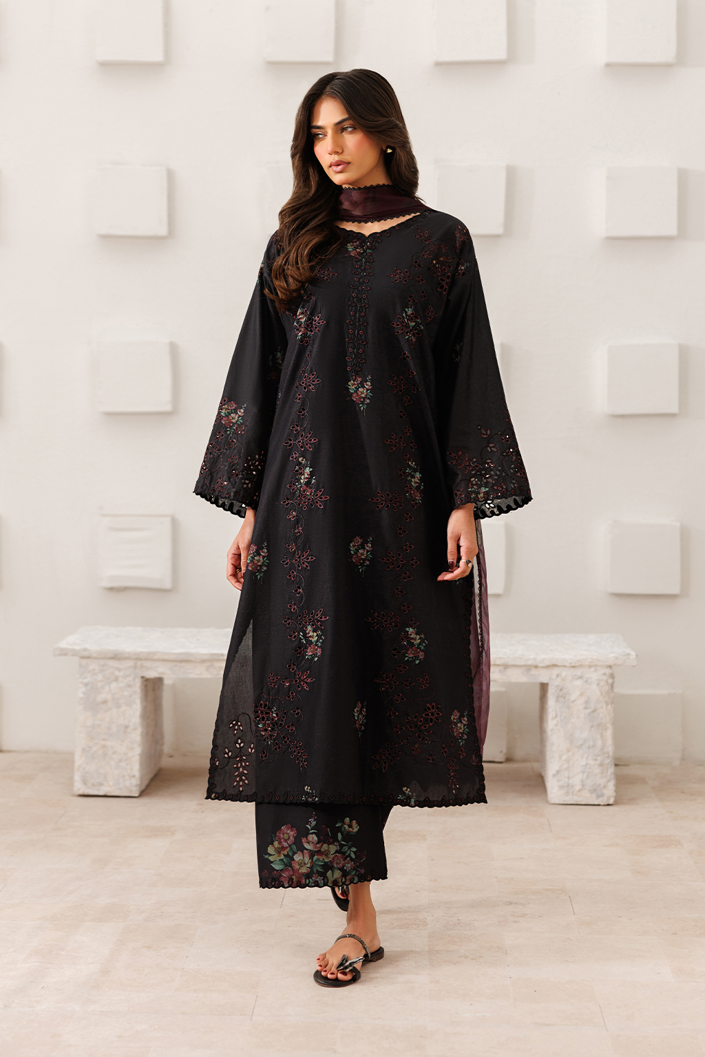 UE-637 Printed Lawn Main image