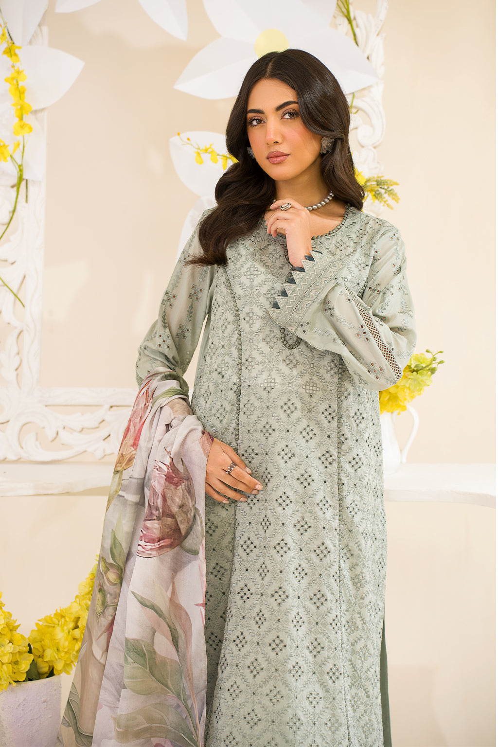 UE-189 Sleekchic - Iznik