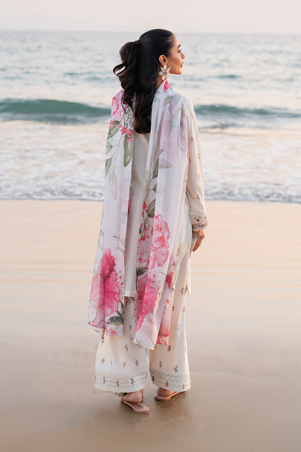 UE-378 Embroidered Lawn Secondary image