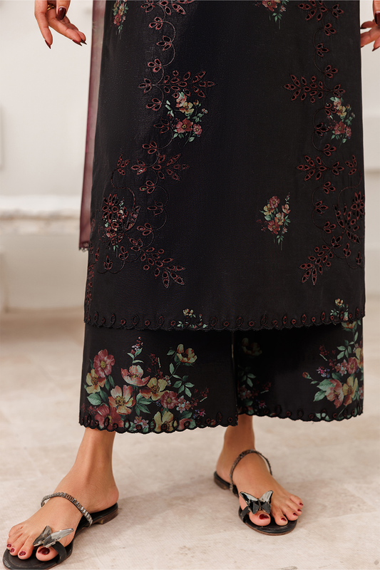 UE-637 Printed Lawn - Iznik
