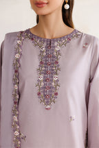 UE-692 Embroidered Lawn