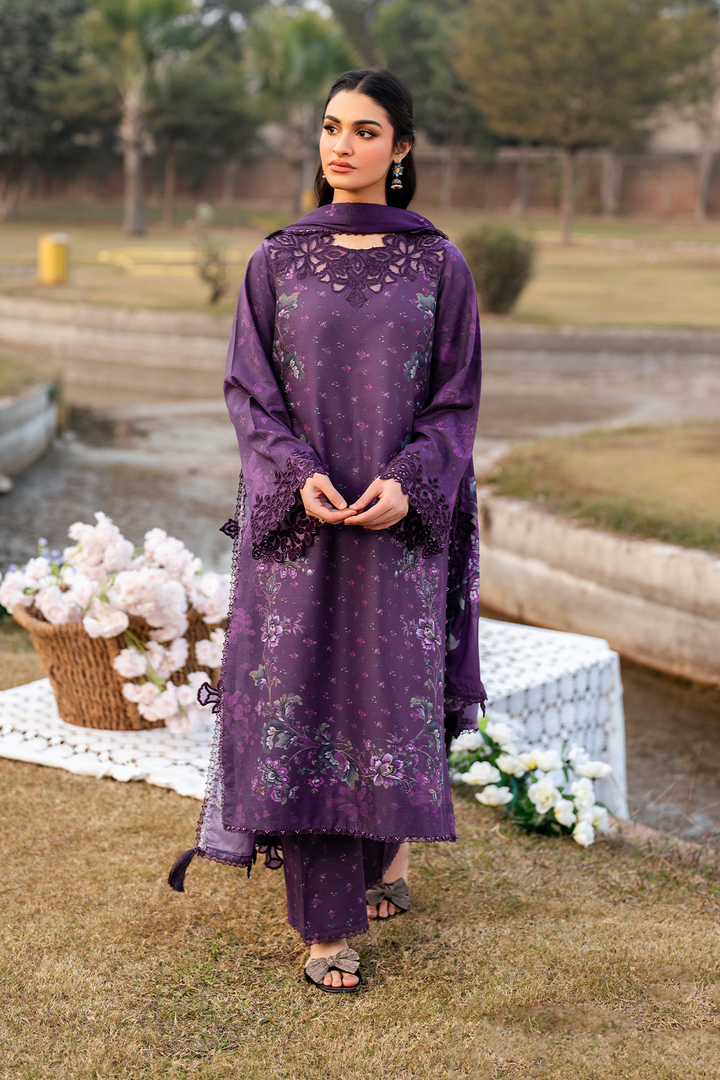 UE-387 Printed Lawn - Iznik