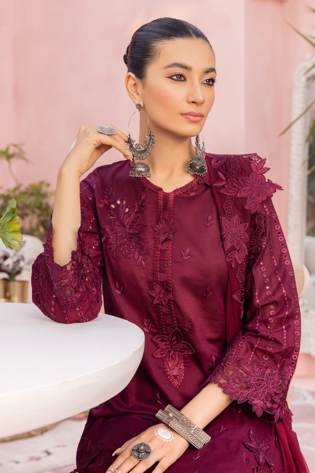 IE-09 - Khustar - Iznik Global