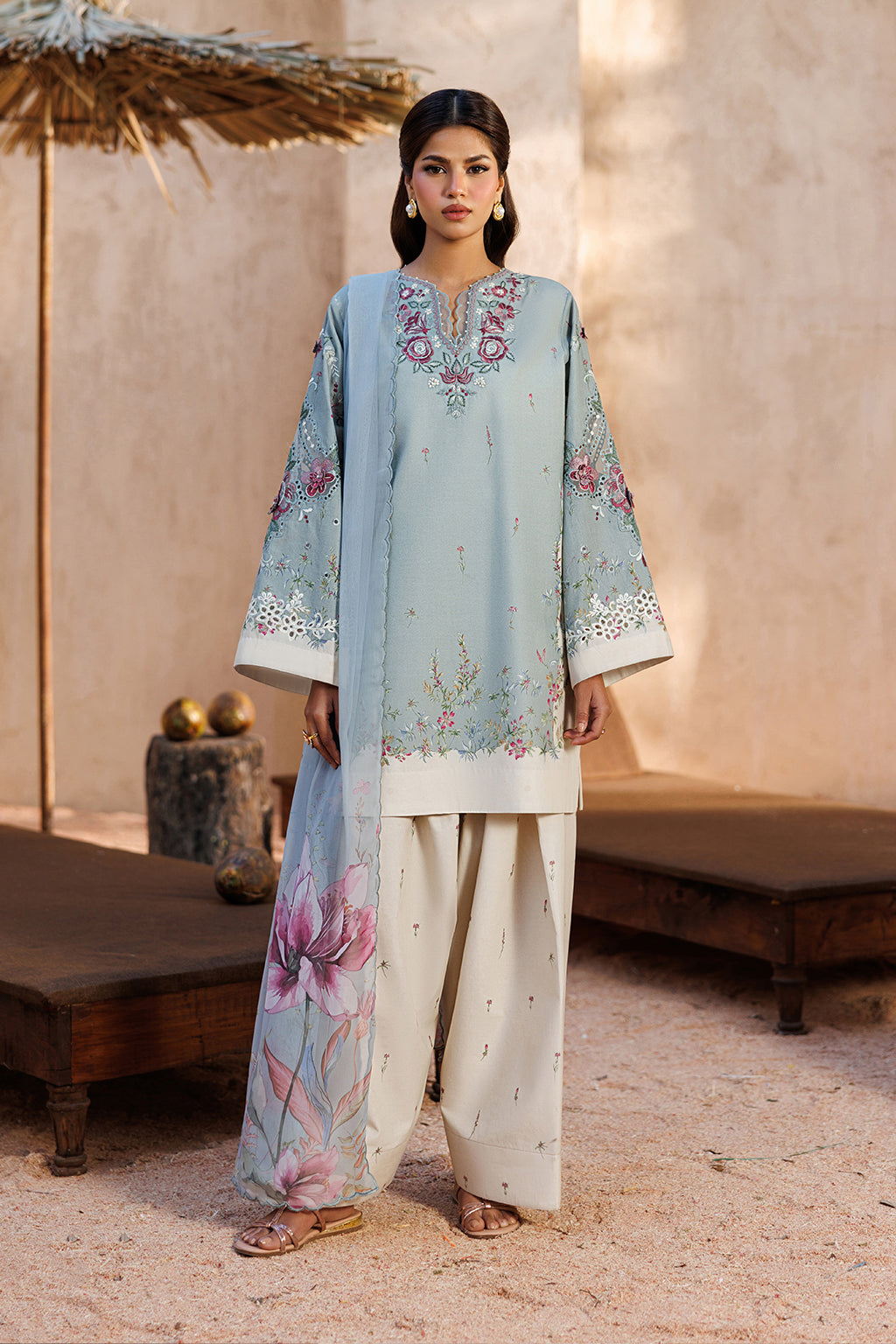 UE-675 Printed Lawn