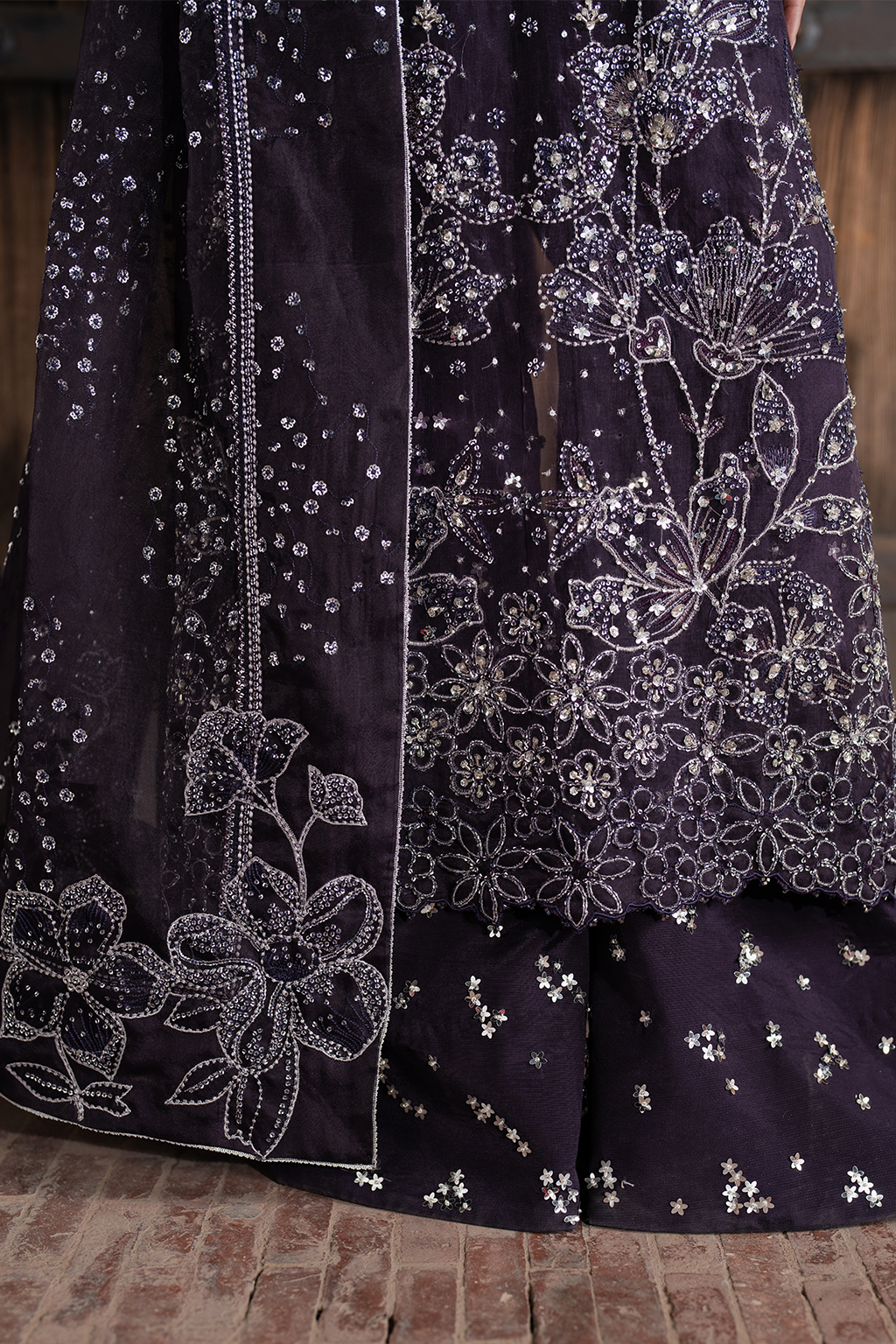 ILC-06 Embroidered Organza (Long Shirt With Azaar)