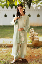 UE-530 Exclusive Lawn - Iznik