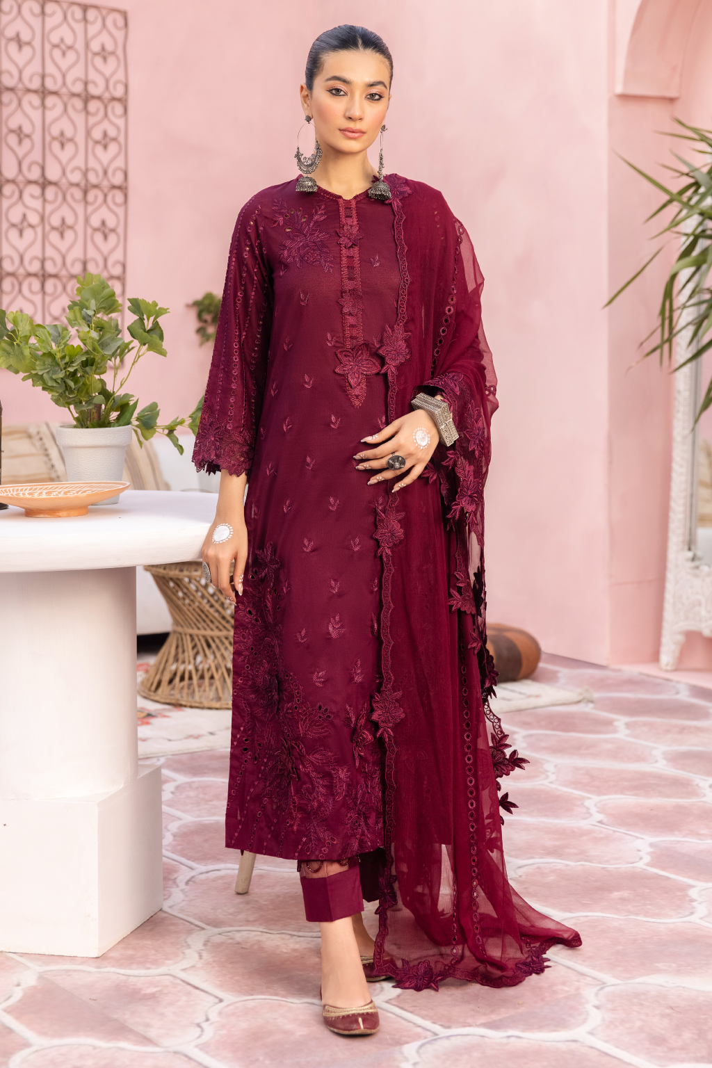 IE-09 - Khustar - Iznik Global