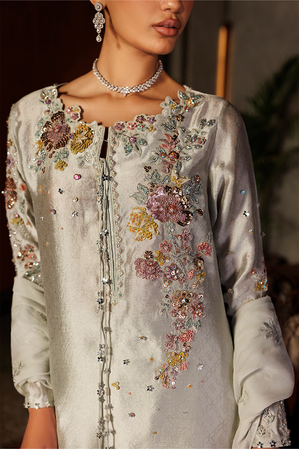 UE-718 Jacquard Sheesha Silk