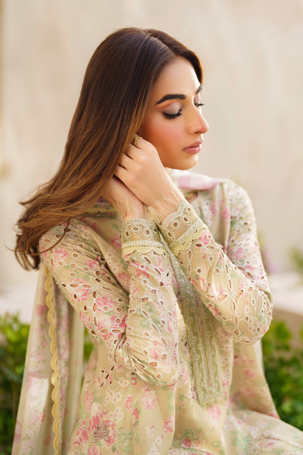 SFL-05 Embroidered Lawn - Iznik