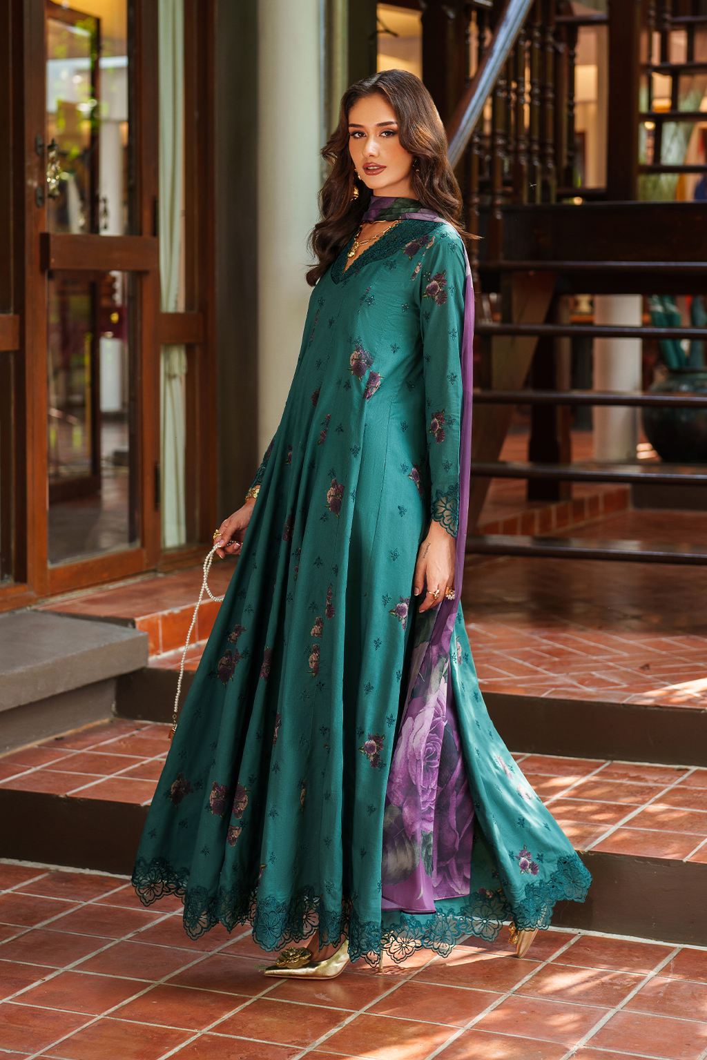 UE-524 Printed Lawn Secondary image