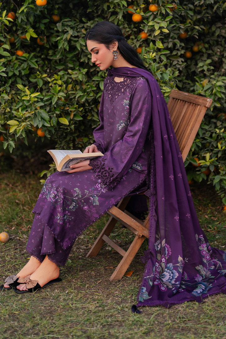 UE-387 Printed Lawn - Iznik