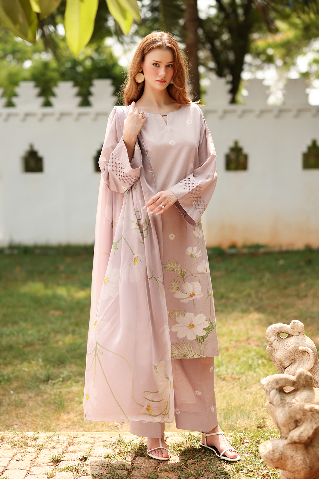 UE-529  Printed Lawn - Iznik