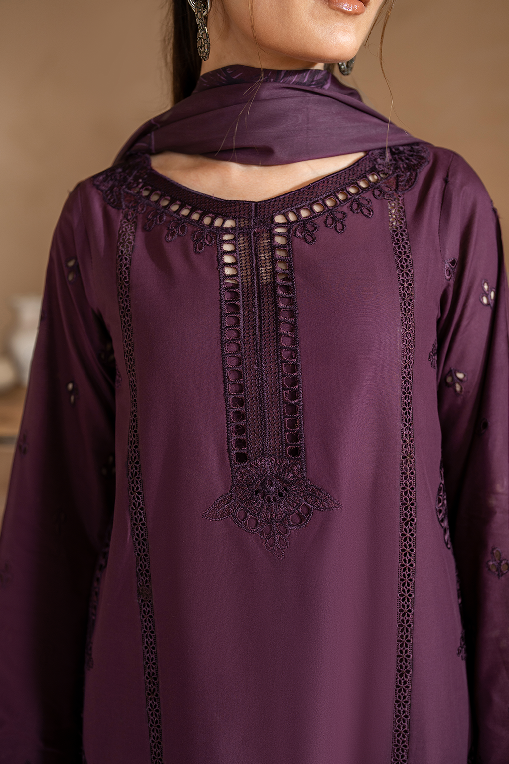 UE-467  Embroidered Lawn Secondary image
