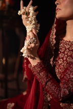 IV-40 Embroidered Velvet - Iznik