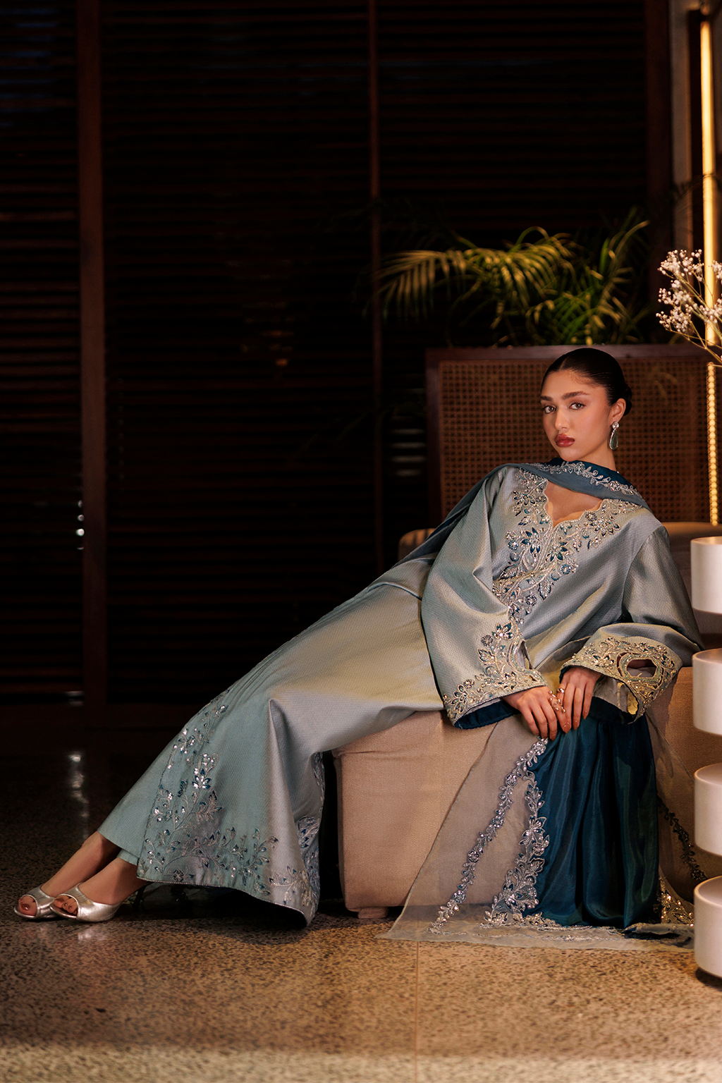 UE-717 Embroidered Jacquard Sheesha Silk Secondary image