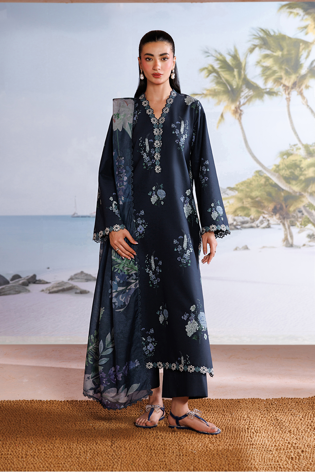 UE-713 Printed Lawn Secondary image