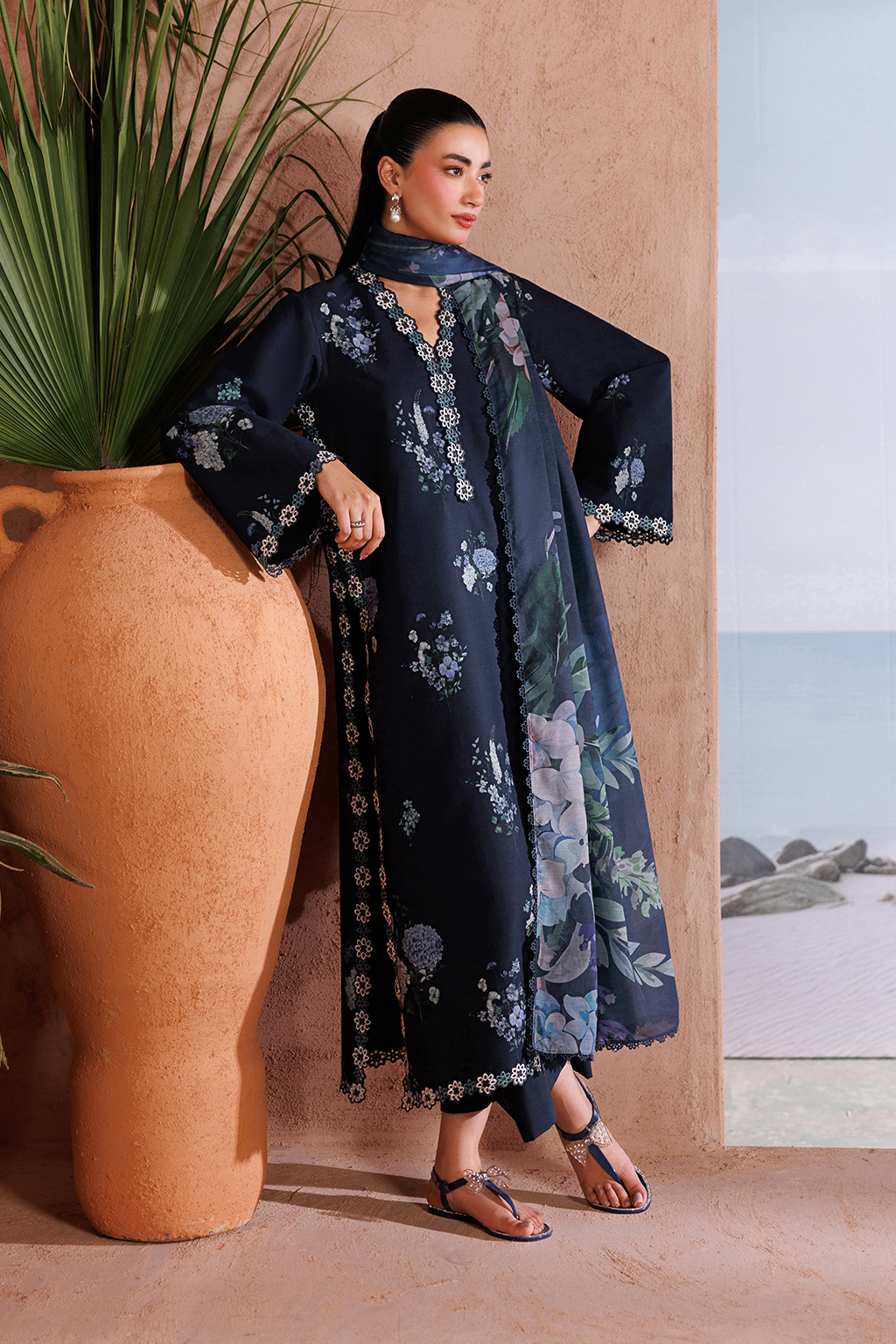 UE-713 Printed Lawn Main image