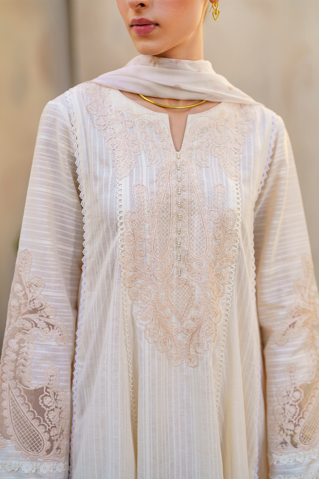 SFL-03 Embroidered Lawn - Iznik