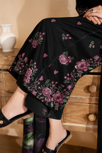 UE-477 Embroidered Lawn - Iznik