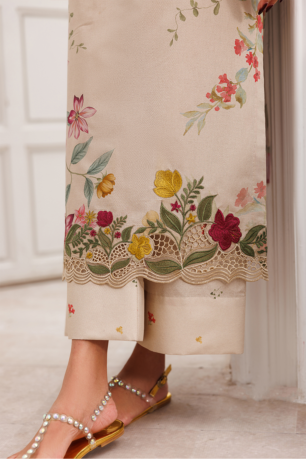 UE-644 Printed Lawn - Iznik