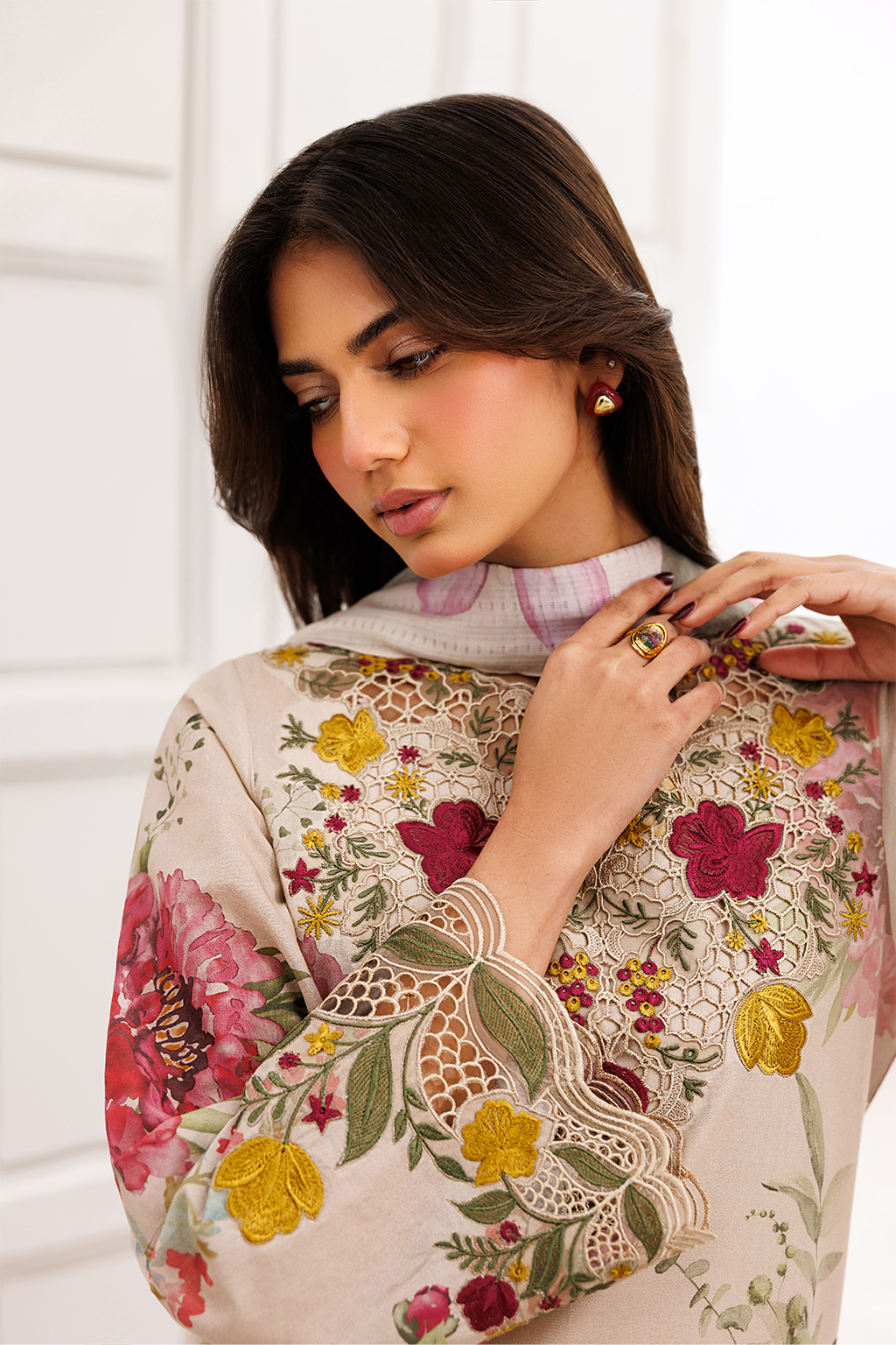 UE-644 Printed Lawn - Iznik