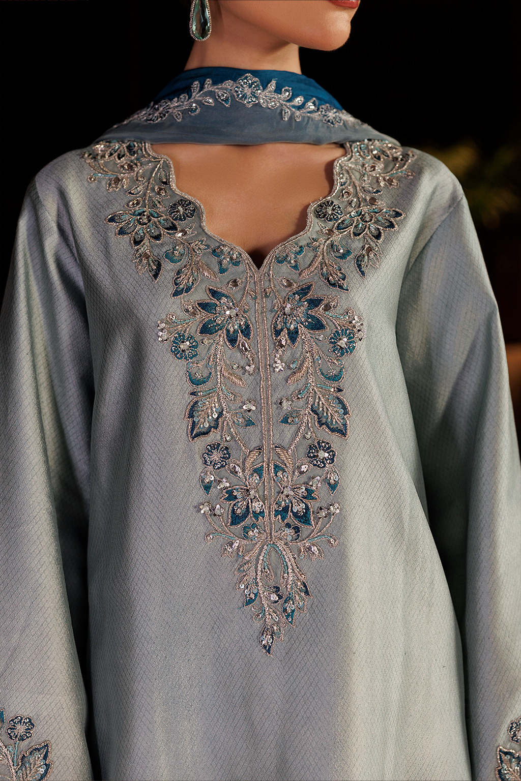 UE-717 Embroidered Jacquard Sheesha Silk