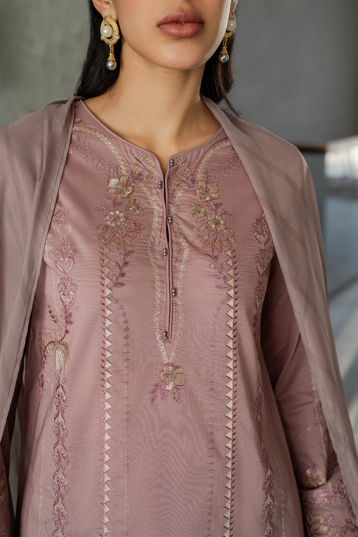 UE-398 Embroidered Lawn