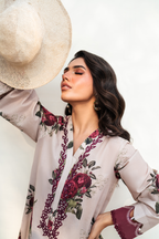 UE-402 Printed Lawn - Iznik