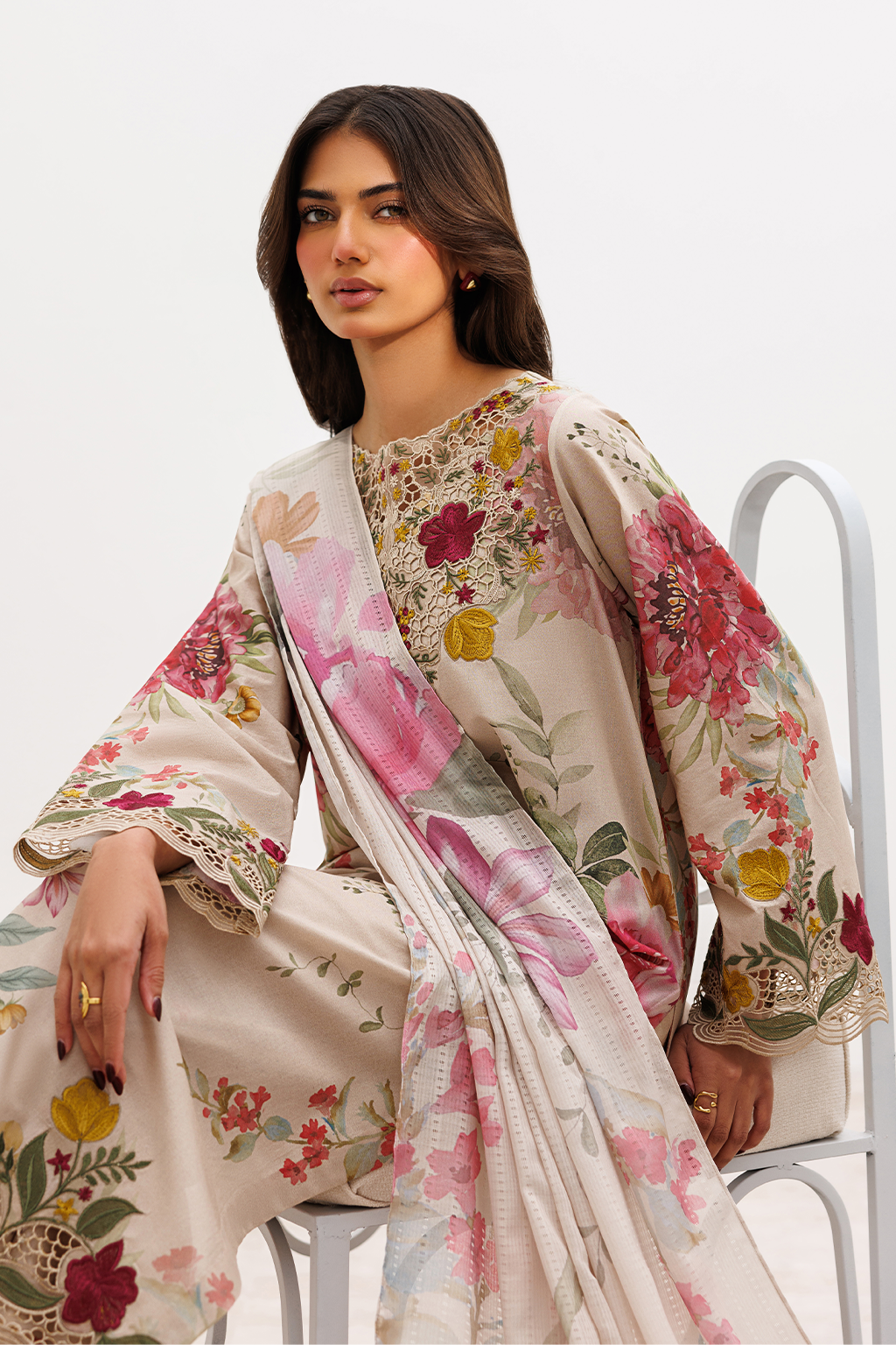 UE-644 Printed Lawn - Iznik