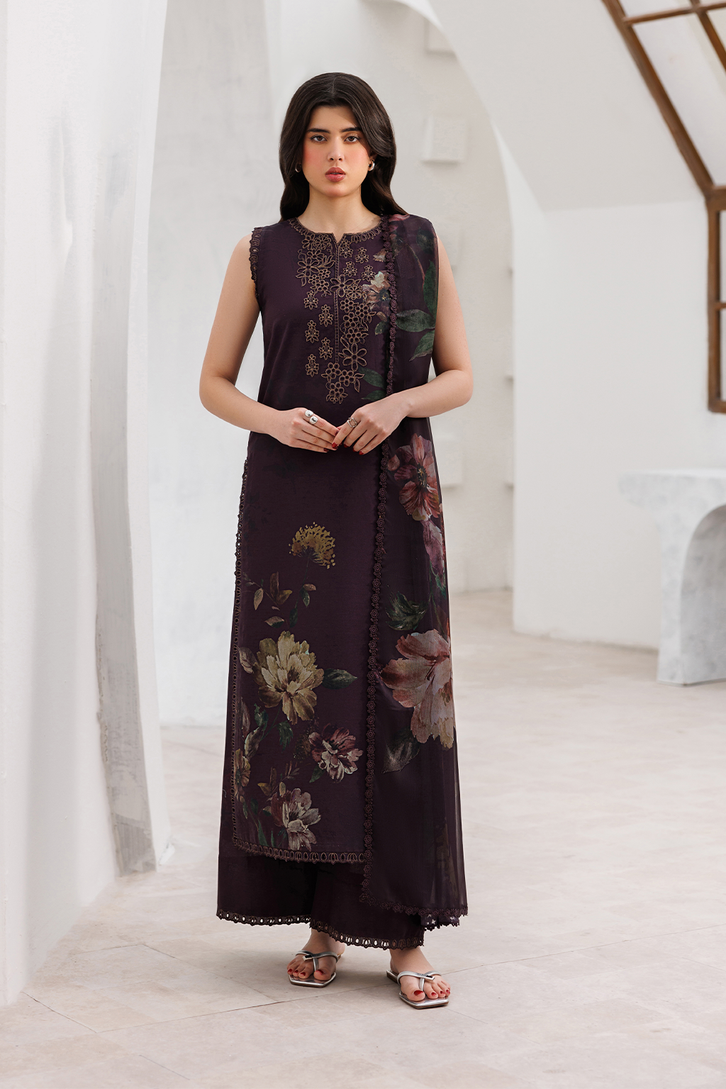 UE-646 Printed Lawn Main image