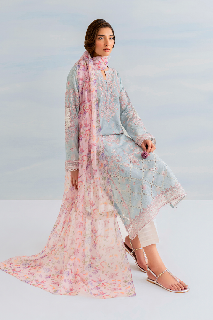 IGL-01 Embroidered Lawn - Iznik