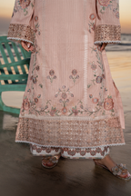 UE-382 Embroidered Lawn - Iznik