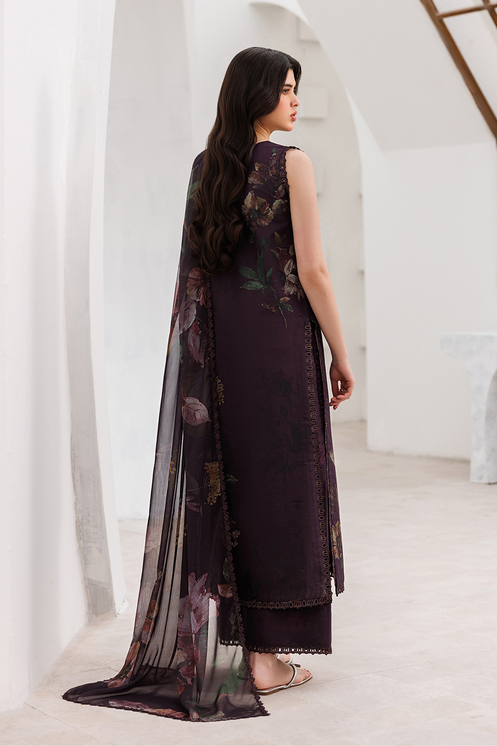 UE-646 Printed Lawn
