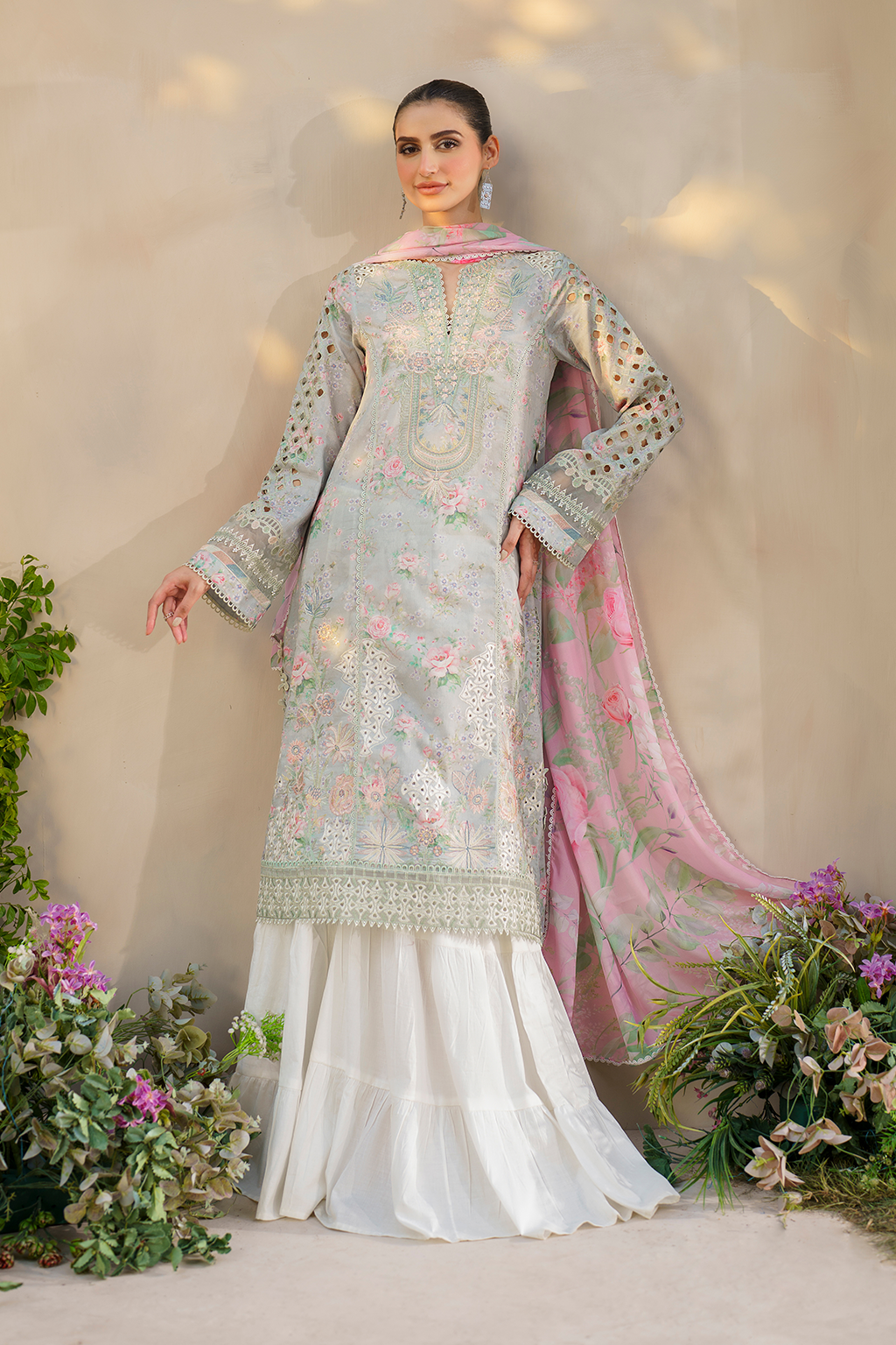 SFL-07 Embroidered Lawn - Iznik Main image