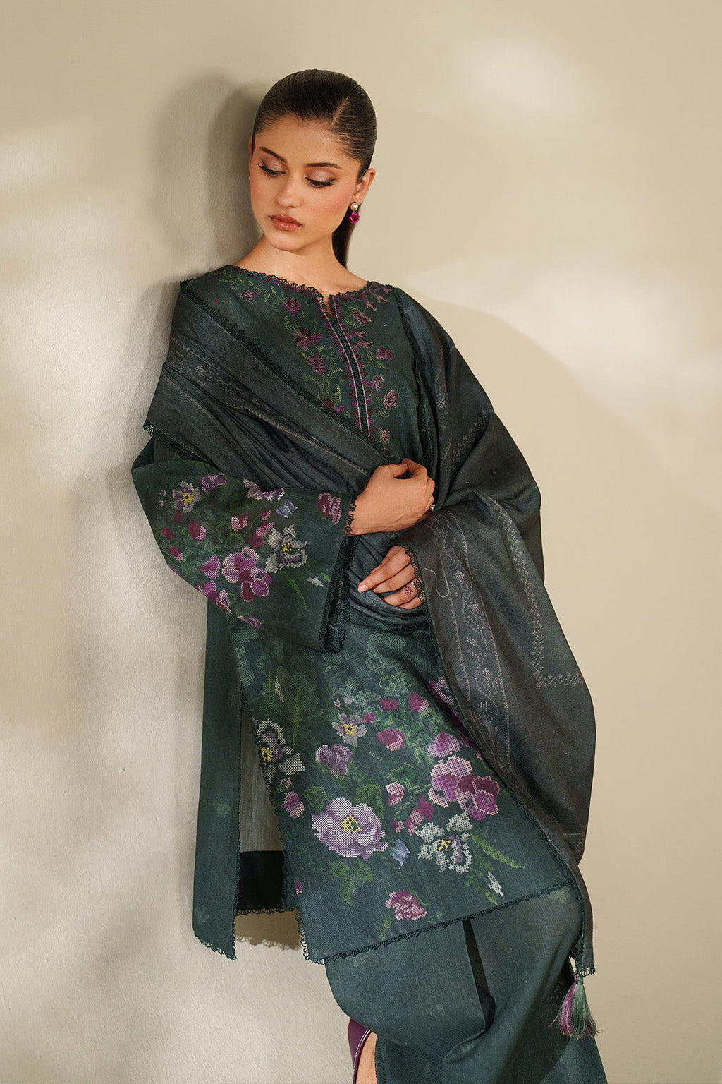 UE-567 Printed Khaddar